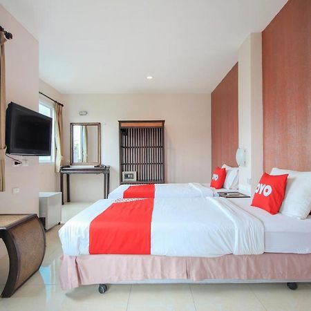Oyo 75321 Gemma Patong Hotel Phuket Ngoại thất bức ảnh